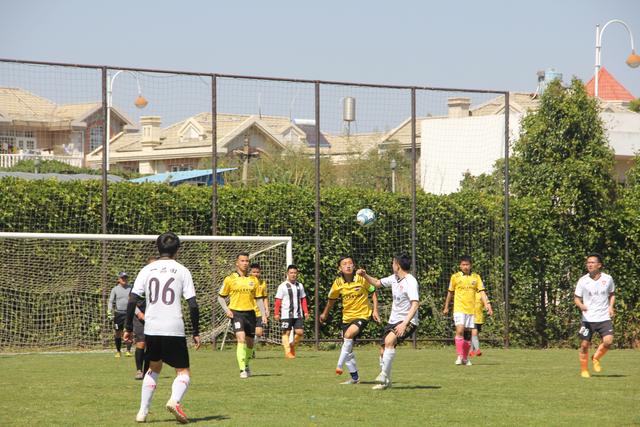 意甲-莱奥破门特奥建功 AC米兰2-1客胜科莫